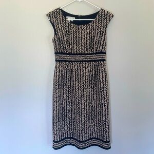 London Times - Size 4 Dress